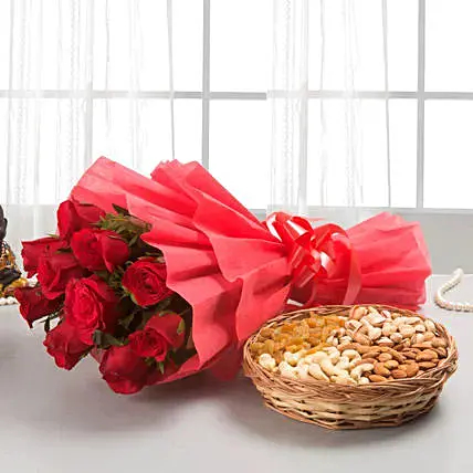 Roses with dryfruits